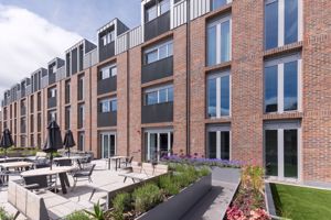 Photo 10- click for photo gallery